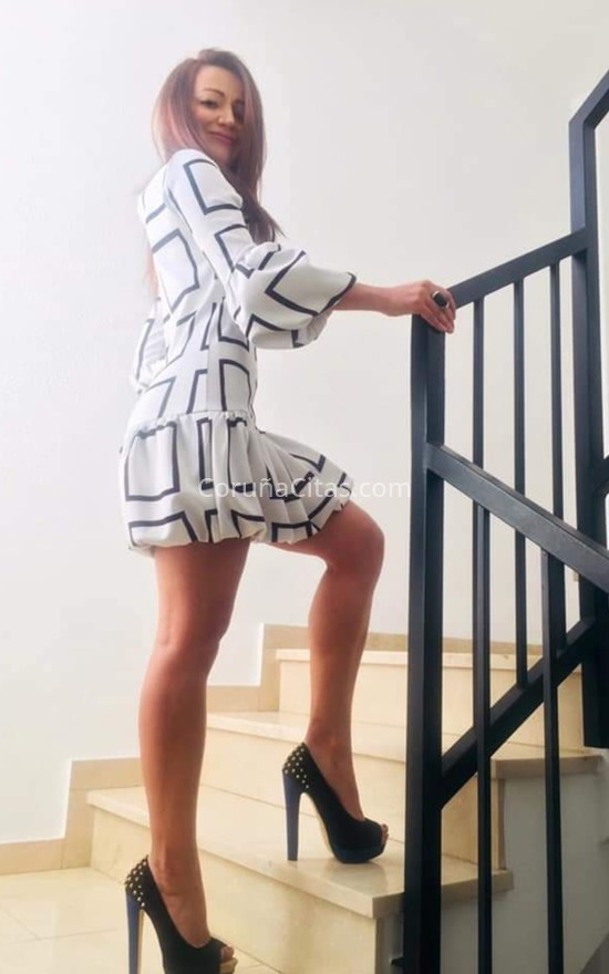 Romina, mujer europea elegante. 677431619. Citas en A CORUÑA, A CORUÑA. www.coruñacitas.com.
