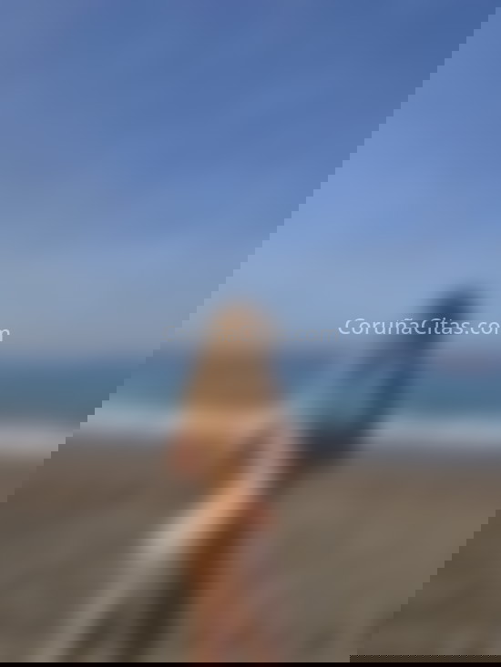 Ana, jovencita latina coqueta. 611385780. Citas en A CORUÑA, A CORUÑA. www.coruñacitas.com.