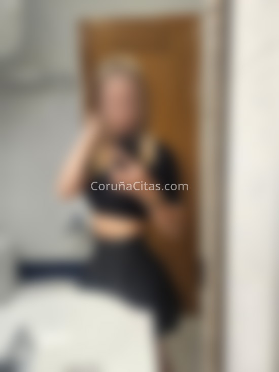Ana, jovencita latina coqueta. 611385780. Citas en A CORUÑA, A CORUÑA. www.coruñacitas.com.