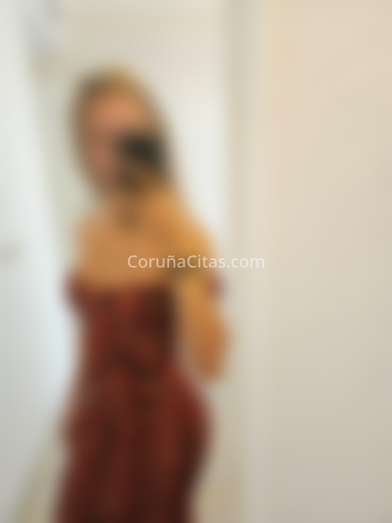 Ana, jovencita latina coqueta. 611385780. Citas en A CORUÑA, A CORUÑA. www.coruñacitas.com.