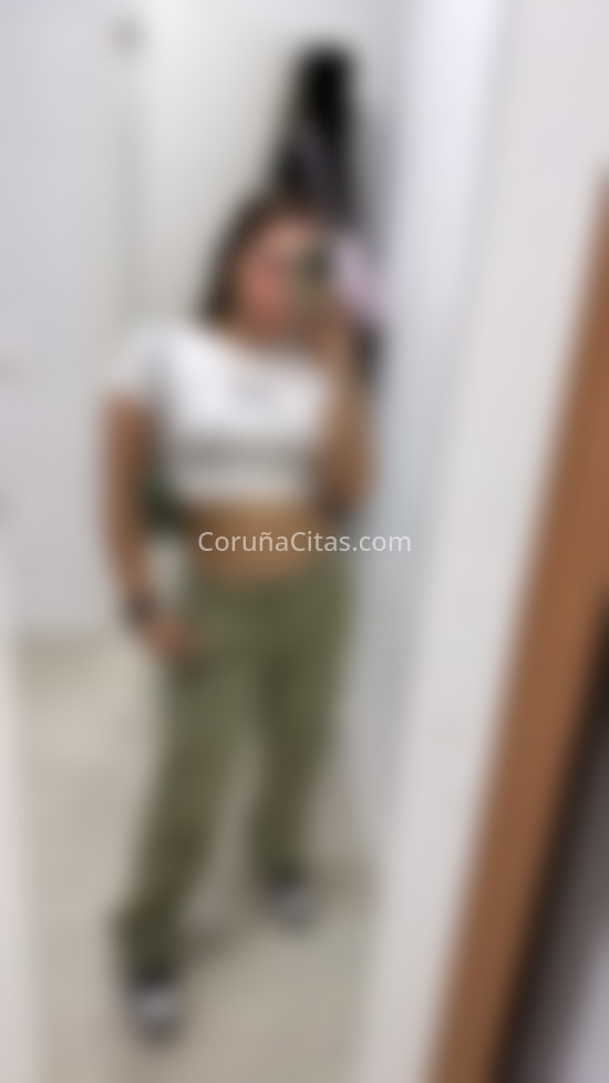 Dulce, colombiana. 641752232. Citas en A CORUÑA, A CORUÑA. www.coruñacitas.com.