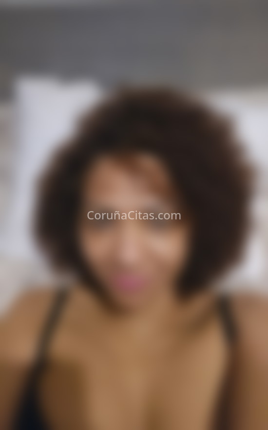 Núbia, latina muy sociable. 645777130. Citas en A CORUÑA, A CORUÑA. www.coruñacitas.com.