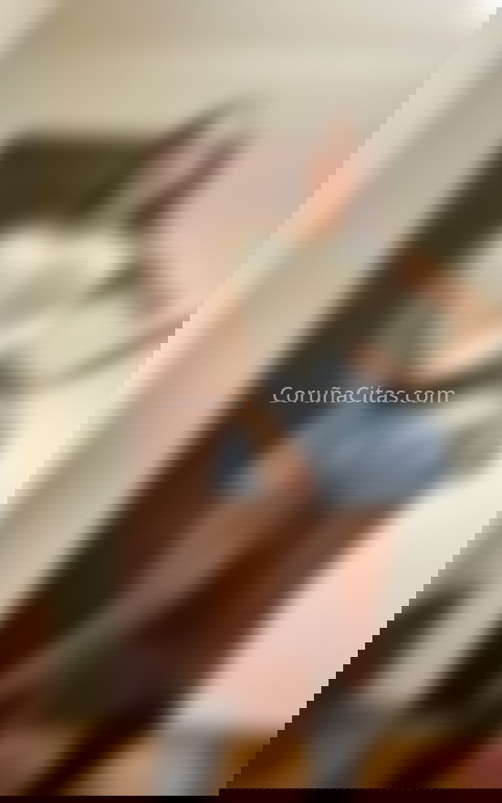 Vanessa, joven trans colombiana. 614235112. Citas en A CORUÑA, A CORUÑA. www.coruñacitas.com.