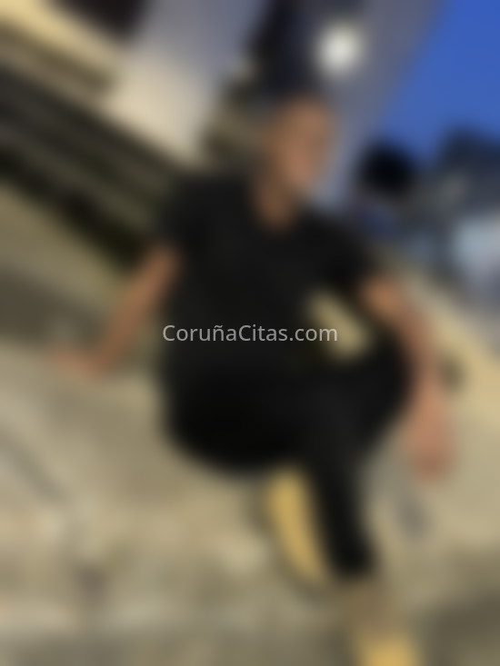 Andrés, joven colombiano . 613405102. Citas en A CORUÑA, A CORUÑA. www.coruñacitas.com.