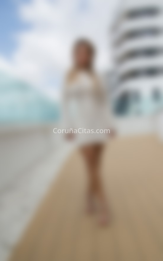 Flor, mujer encantadora y enrollada. 642865107. Citas en A CORUÑA, A CORUÑA. www.coruñacitas.com.