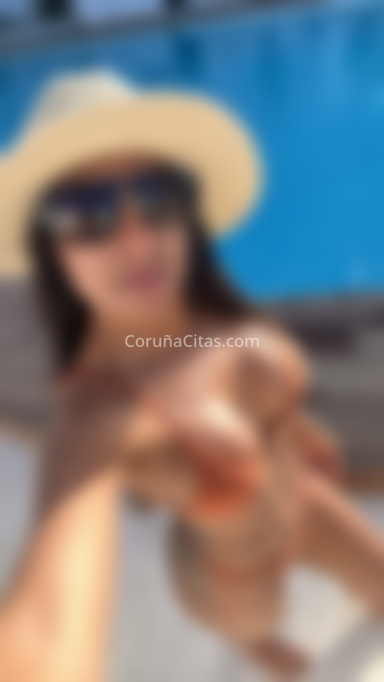 Agatha, morena brasileña. 662645313. Citas en A CORUÑA, A CORUÑA. www.coruñacitas.com.