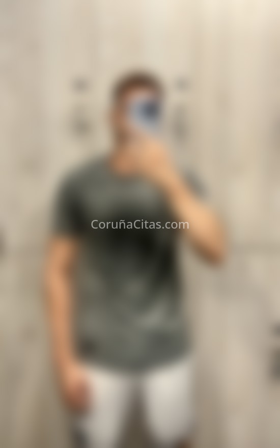 Gustavo, enrollado y sociable. 677799518. Citas en A CORUÑA, A CORUÑA. www.coruñacitas.com.