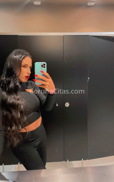 Yasmin Sena, encantadora trans latina. 631364534. Citas en A CORUÑA, A CORUÑA. www.coruñacitas.com.