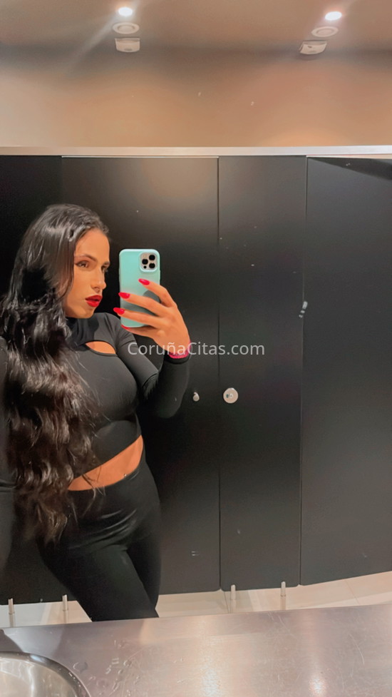 Yasmin Sena, encantadora trans brasileña. 641702658. Citas en A CORUÑA, A CORUÑA. www.coruñacitas.com.