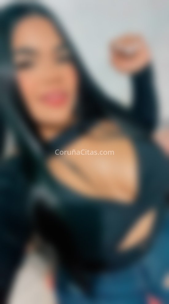 Anubis, colombiana muy simpática. 604261002. Citas en A CORUÑA, A CORUÑA. www.coruñacitas.com.