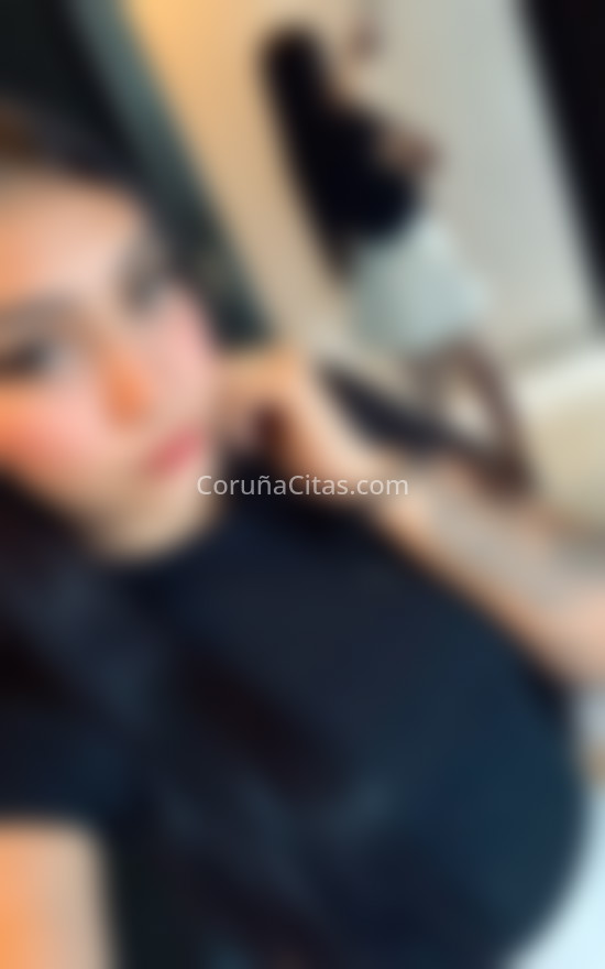Frida, preciosa jovencita colombiana . 615339987. Citas en A CORUÑA, A CORUÑA. www.coruñacitas.com.