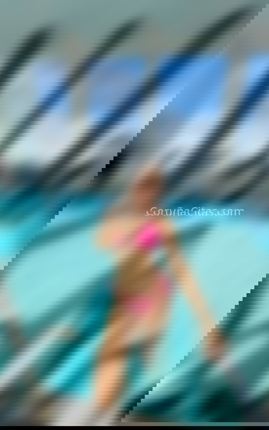 Frida, preciosa jovencita colombiana . 615339987. Citas en A CORUÑA, A CORUÑA. www.coruñacitas.com.
