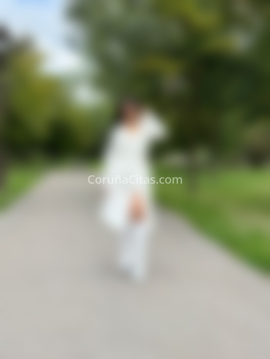 Frida, preciosa jovencita colombiana . 615339987. Citas en A CORUÑA, A CORUÑA. www.coruñacitas.com.