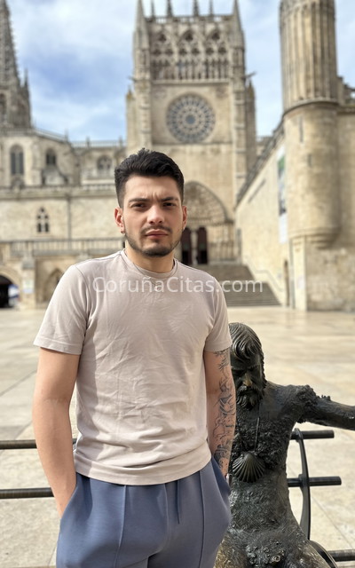 Felipe, colombiano recién llegado. 624048920. Citas en A CORUÑA, A CORUÑA. www.coruñacitas.com.