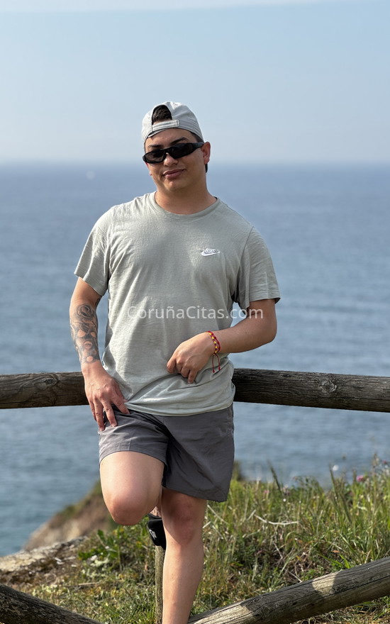 Brayan colombiano nuevo por aquí. 697165304. Citas en A CORUÑA, A CORUÑA. www.coruñacitas.com.