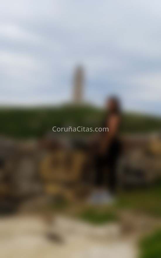 Erika, jovencita colombiana alegre. 625044650. Citas en A CORUÑA, A CORUÑA. www.coruñacitas.com.