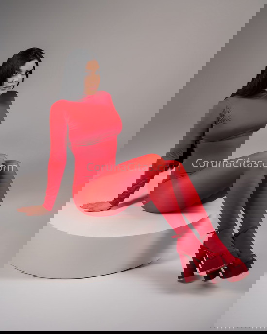 Encantadora jovencita fiestera y dulce. 637897914. Citas en A CORUÑA, A CORUÑA. www.coruñacitas.com.