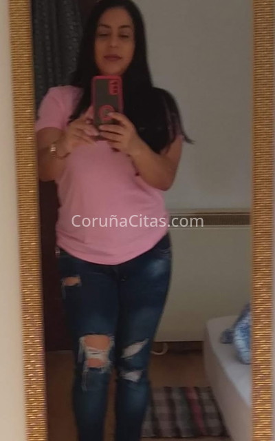 Yuly, simpática venezolana. 614749186. Citas en A CORUÑA, A CORUÑA. www.coruñacitas.com.