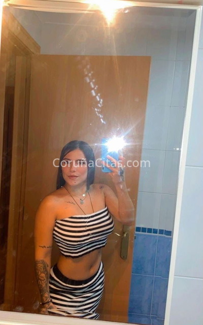 Salomé, rubia enrollada y extrovertida . 651701147. Citas en A CORUÑA, A CORUÑA. www.coruñacitas.com.